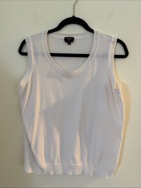 Talbots White Ribbed Trim Sleeveless Knit Top